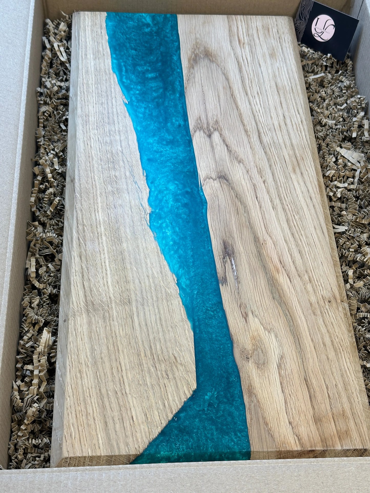 Planche en chêne massif avec Incrustation epoxy